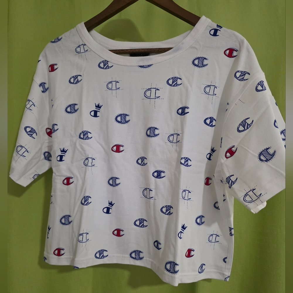 Champion Graphic Logo Cropped T-shirt - Picture 3 of 11